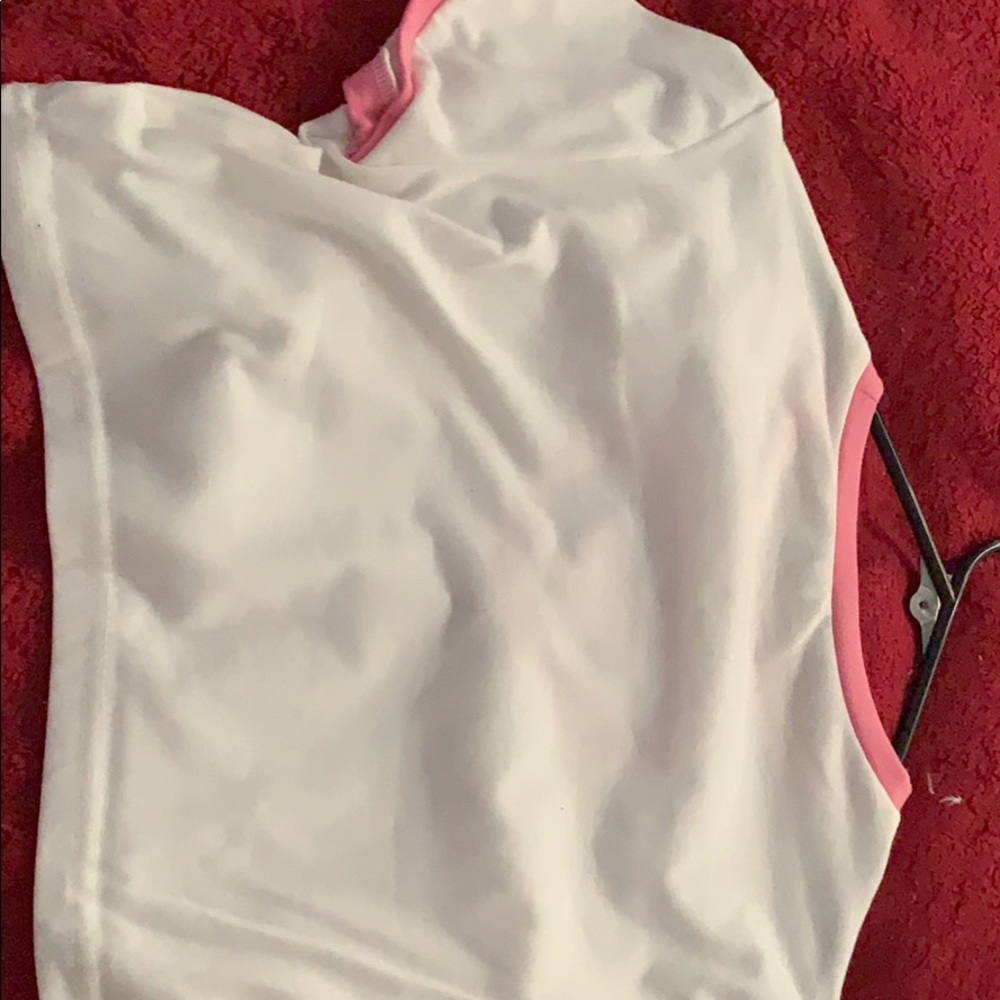 crop top - Picture 2 of 2